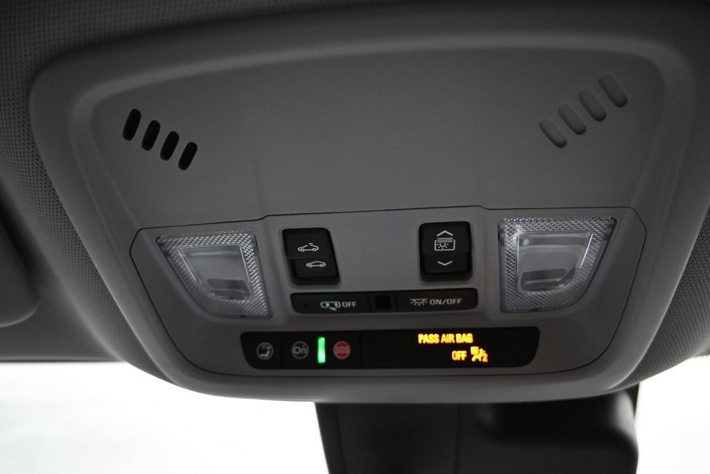 Used 2024 Chevrolet Malibu LT FWD image 42