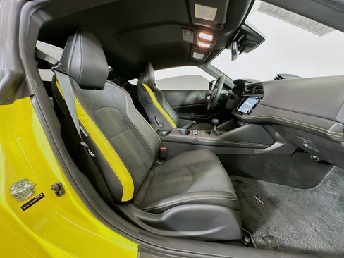 Used 2023 Nissan Z w/ Floor Mat Package (L93) RWD image 26