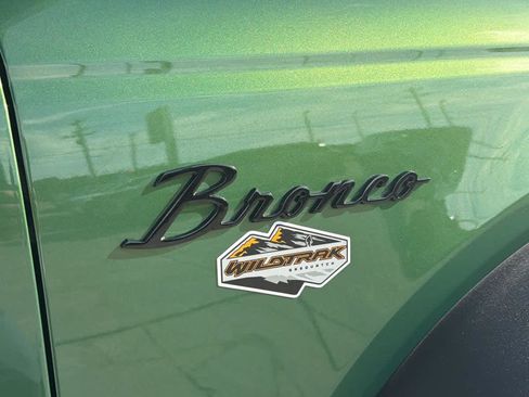 Used 2023 Ford Bronco Wildtrak AWD/4WD image 4