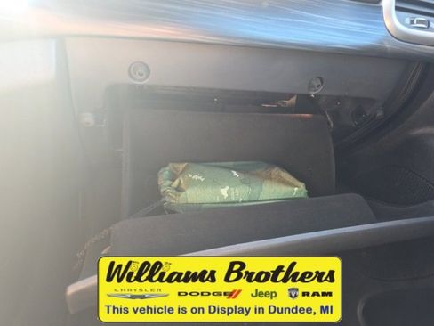 Used 2020 Jeep Grand Cherokee Laredo image 23