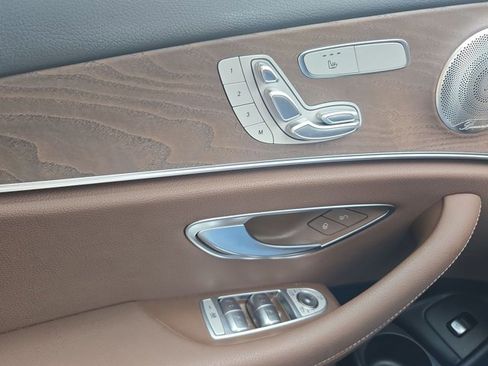 Certified 2022 Mercedes-Benz E 350 4MATIC Sedan image 24