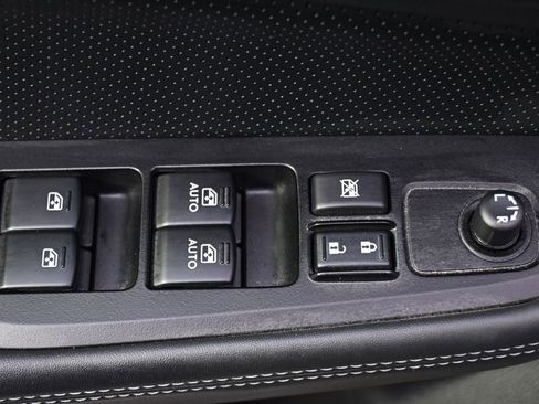 Used 2017 Subaru Outback 2.5i Limited AWD/4WD image 23