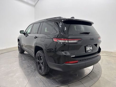 New 2025 Jeep Grand Cherokee L Altitude AWD/4WD image 5