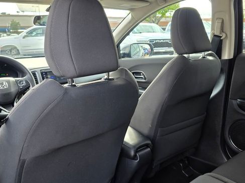Used 2021 Honda HR-V EX image 19