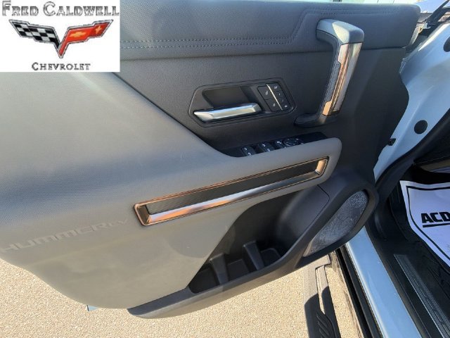 Used 2025 GMC Hummer EV 3X AWD/4WD image 28