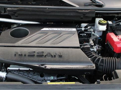 Used 2023 Nissan Rogue SV w/ SV Premium B Package image 41