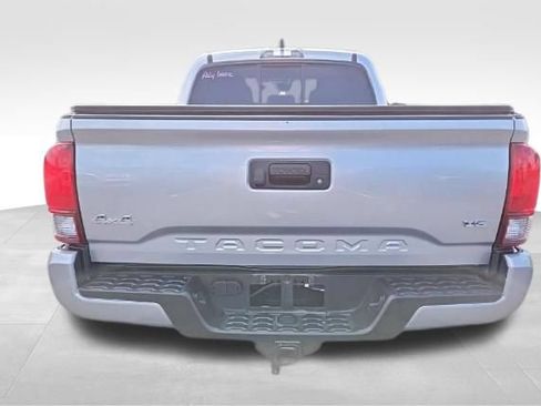Used 2023 Toyota Tacoma SR AWD/4WD image 5