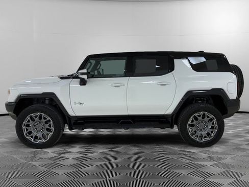 Certified 2024 GMC Hummer EV 3X AWD/4WD image 2