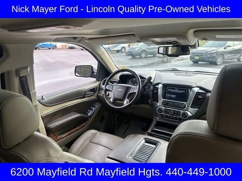 Used 2020 Chevrolet Suburban Premier image 16