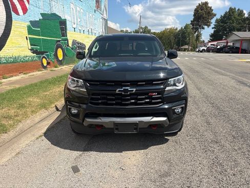 Used 2022 Chevrolet Colorado Z71 w/ Z71 Midnight Edition AWD/4WD image 11