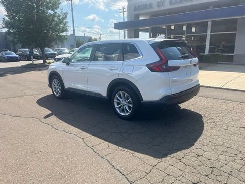 Used 2025 Honda CR-V EX image 7