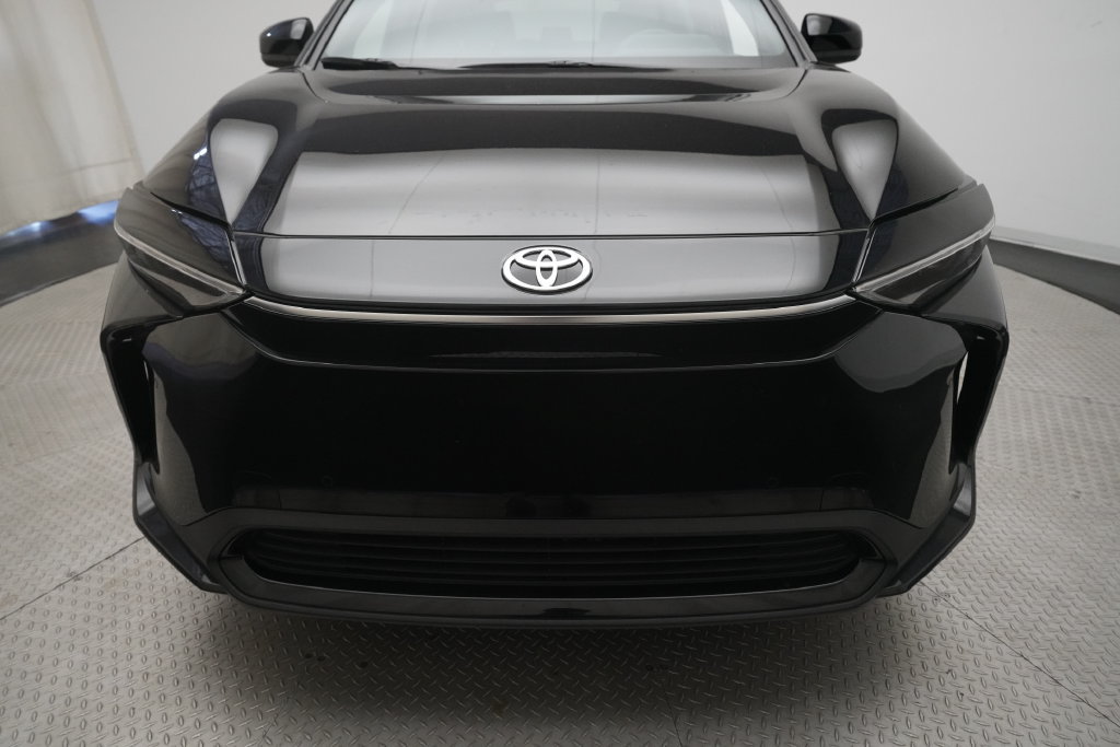 Used 2024 Toyota bZ4X FWD w/ Weather Package image 22