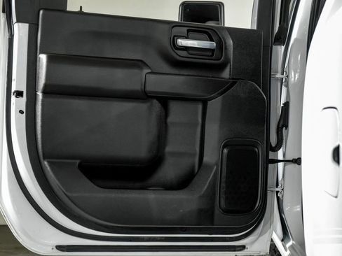 Used 2021 Chevrolet Silverado 2500 LT w/ Convenience Package image 36