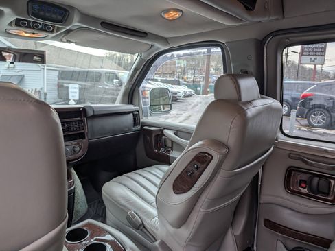 Used 2014 GMC Savana 1500 SLT image 22