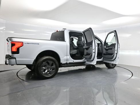 Used 2025 Ford F150 Lightning Flash AWD/4WD image 5