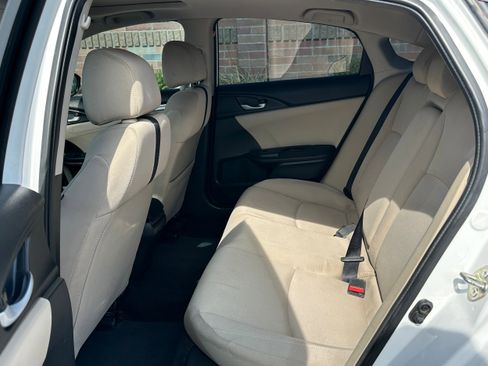 Used 2017 Honda Civic EX image 7