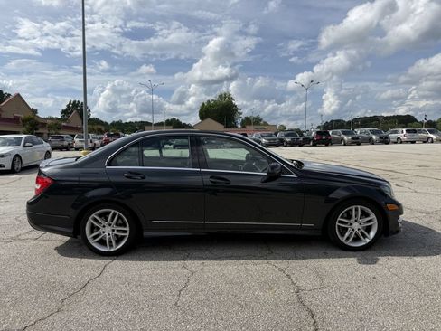 Used 2013 Mercedes-Benz C 300 4MATIC Sedan image 5