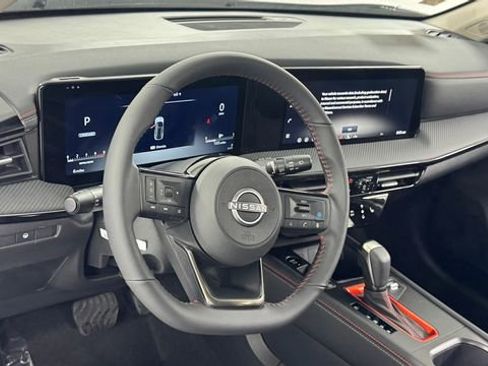 New 2026 Nissan Kicks SR w/ Cold Weather Package AWD/4WD image 35