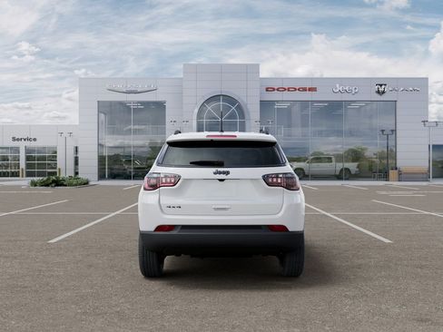 New 2026 Jeep Compass Latitude AWD/4WD image 7