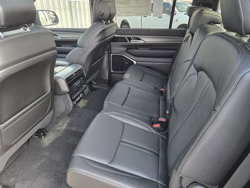 New 2026 Jeep Grand Wagoneer Limited image 27