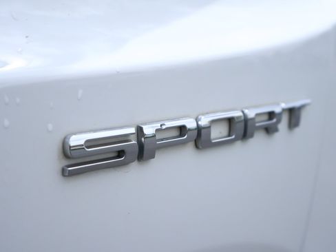 Used 2016 Jeep Renegade Sport w/ Power & Air Group AWD/4WD image 21