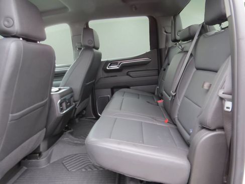 Certified 2024 Chevrolet Silverado 1500 LTZ AWD/4WD image 20