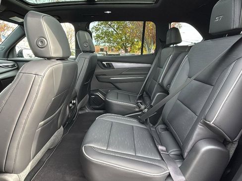 New 2026 Buick Enclave Sport Touring w/ Super Cruise Package image 28