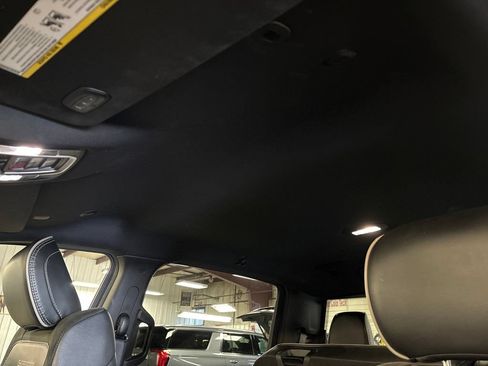 Used 2021 RAM 1500 Laramie AWD/4WD image 13