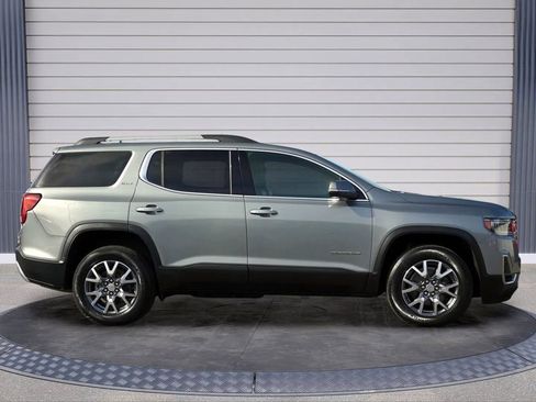 Used 2023 GMC Acadia SLT image 8