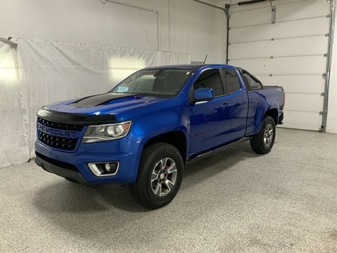 Used 2018 Chevrolet Colorado Z71 AWD/4WD image 3