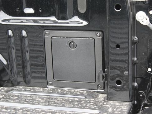 New 2025 Ford F150 XLT w/ Equipment Group 302A MID image 20