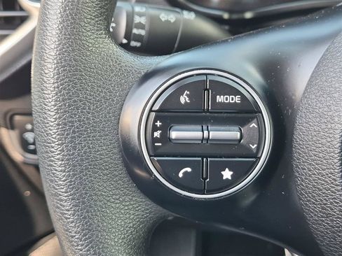 Used 2023 Kia Soul LX w/ LX Technology Package FWD image 18