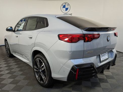 New 2026 BMW X2 xDrive28i w/ M Sport Package AWD/4WD image 8