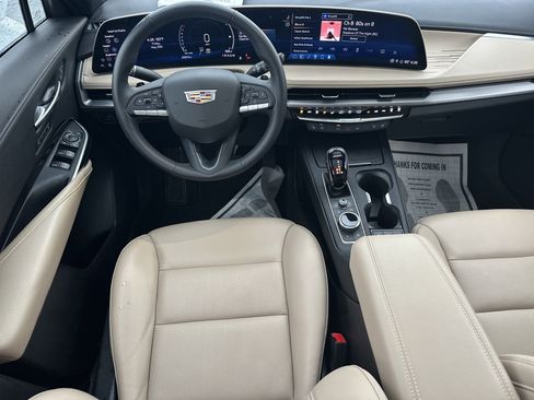 Used 2025 Cadillac XT4 Premium Luxury w/ Technology Package FWD image 24