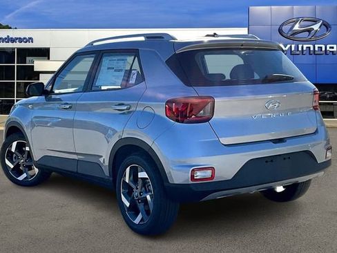 New 2026 Hyundai Venue SEL image 3