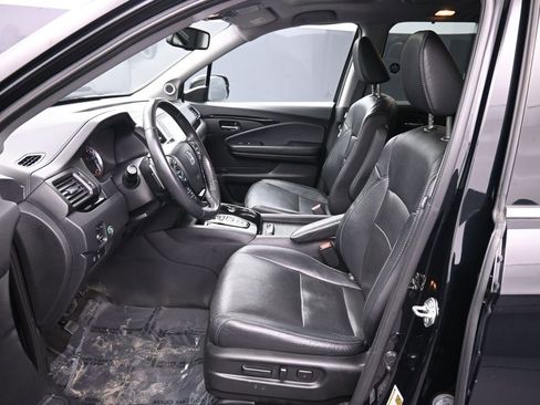 Used 2017 Honda Pilot Elite image 19