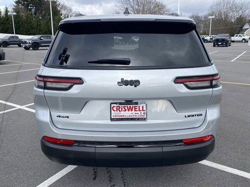 New 2025 Jeep Grand Cherokee L Limited w/ Black Appearance Package image 6