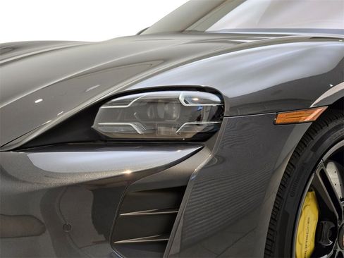 Used 2021 Porsche Taycan Turbo S image 5