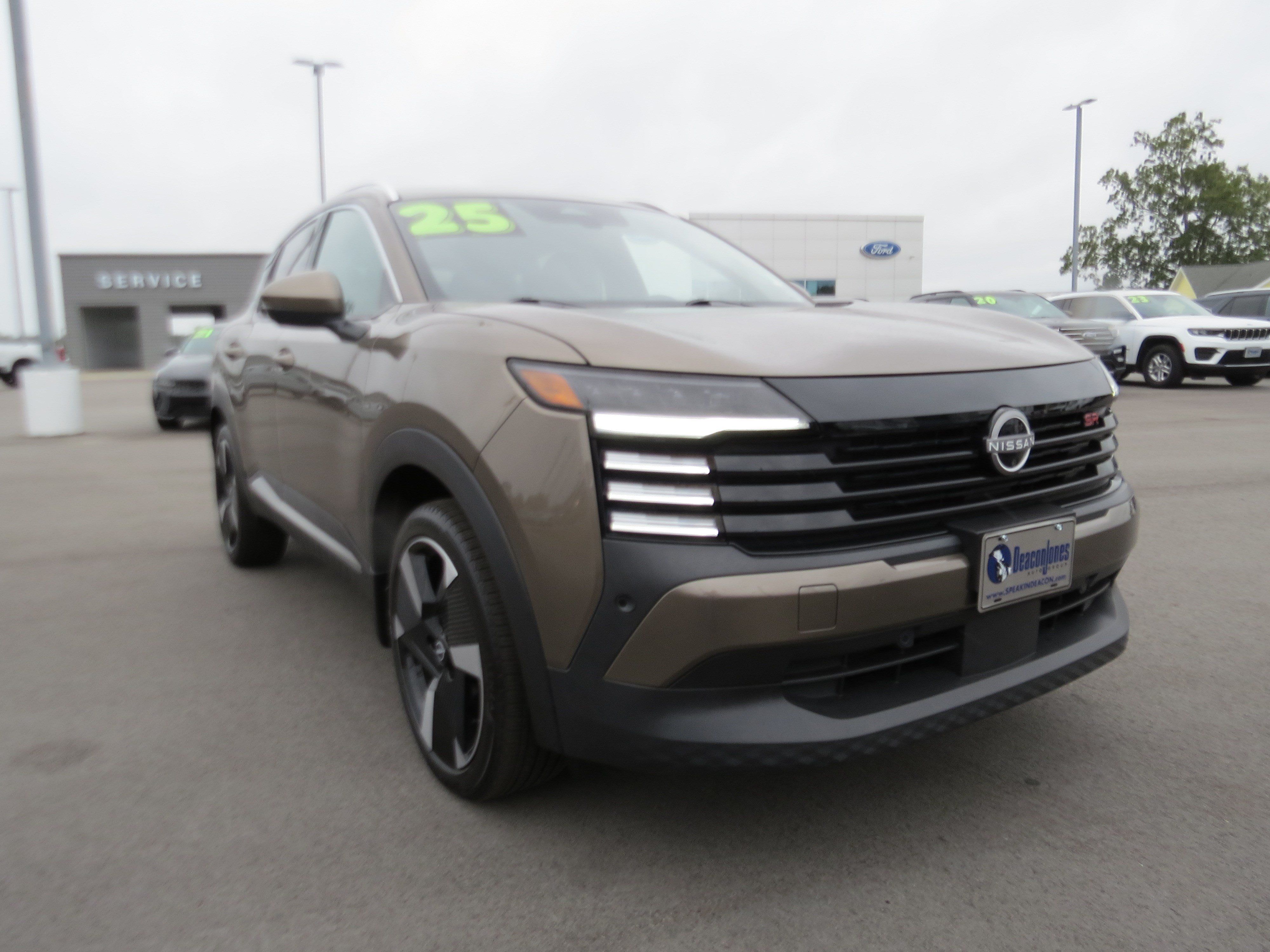 Used 2025 Nissan Kicks SR AWD/4WD image 22