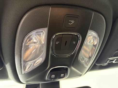 New 2026 Jeep Compass Latitude w/ Sun and Sound Group AWD/4WD image 36