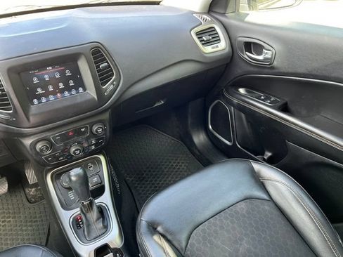 Used 2018 Jeep Compass Latitude w/ Popular Equipment Group AWD/4WD image 25