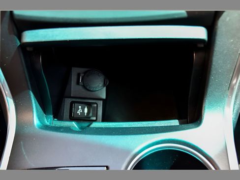Used 2015 Toyota Camry XSE w/ Moonroof Package FWD image 36
