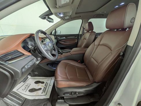 Used 2019 Buick Enclave Avenir w/ Avenir Technology Package image 17