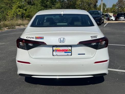 New 2026 Honda Civic Sport Touring image 4