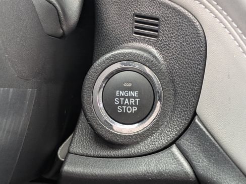 Used 2022 Subaru Outback Premium image 30