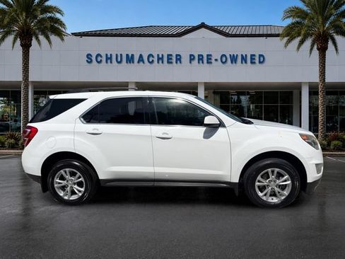 Used 2017 Chevrolet Equinox LT w/ Convenience Package FWD image 8