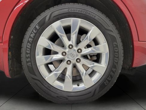 Used 2018 Buick Envision Essence image 4