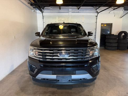 Used 2021 Ford Expedition Max XLT image 4