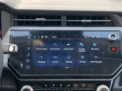 New 2027 Chevrolet Bolt LT w/ Comfort Package FWD image 12