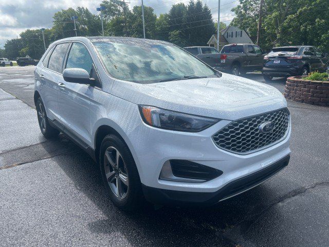 Used 2023 Ford Edge SEL AWD/4WD image 4